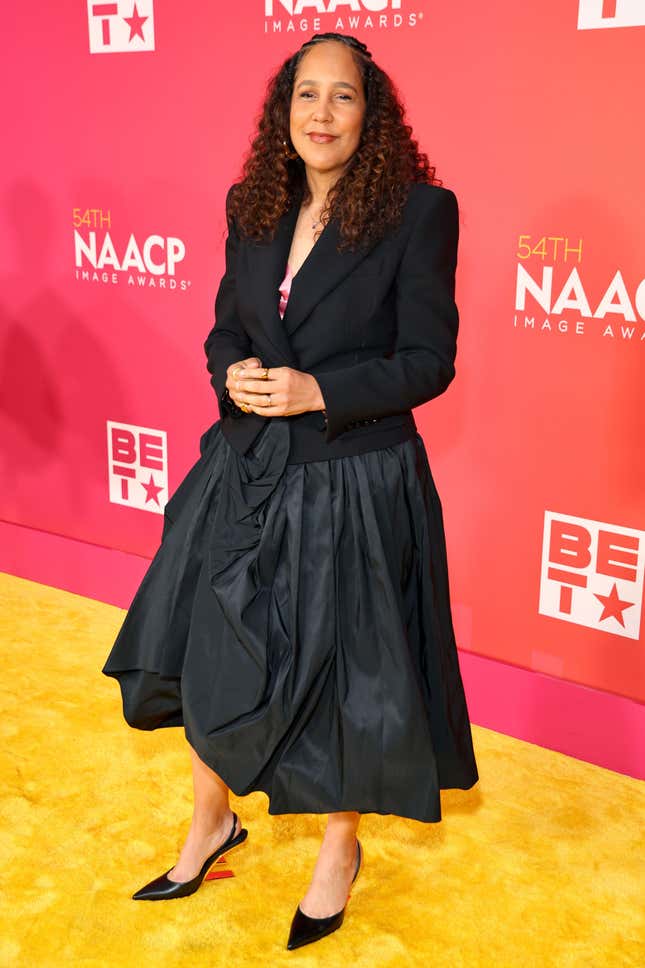 Image for article titled 2023 NAACP Image Awards&#39; Red Carpet Sparkled With A-Listers [Updated]