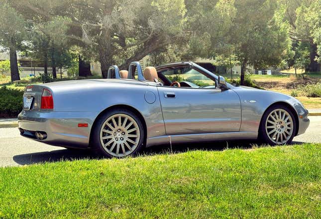 Image for article titled At $29,250, Is This 2003 Maserati Spyder Pretty Fly?