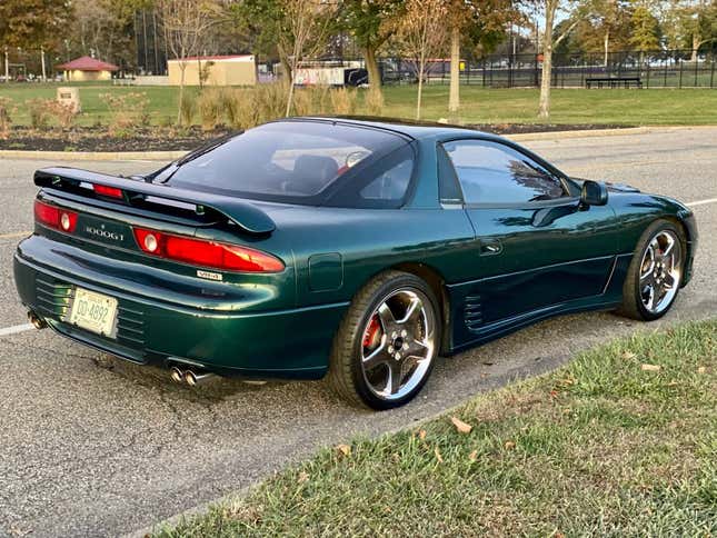 Image for article titled At $12,900, Is This 1992 Mitsubishi 3000GT VR-4 A Very Righteous Deal?