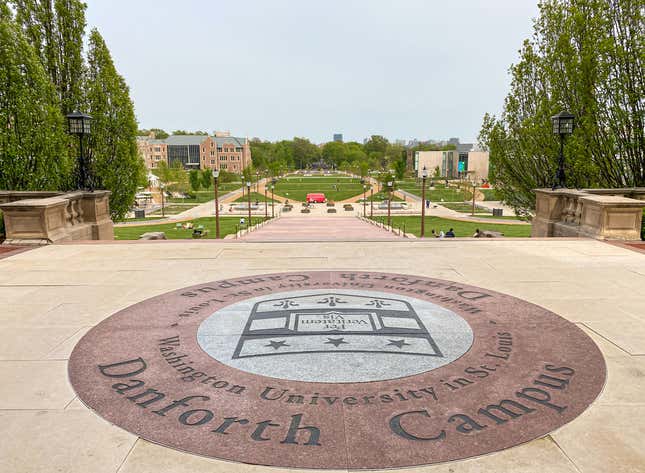 Image for article titled Mural That Depicts Prominent Black People at Washington University Vandalized With Racist Symbols