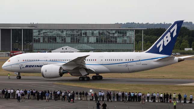 A Boeing 787 Dreamliner