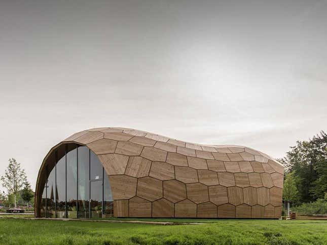 Robotically fabricated exhibition hall by the University of Stuttgart