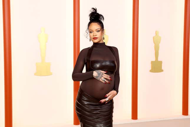 People Are Losing Their Minds Over Rihanna's Sexy Breastfeeding Bra