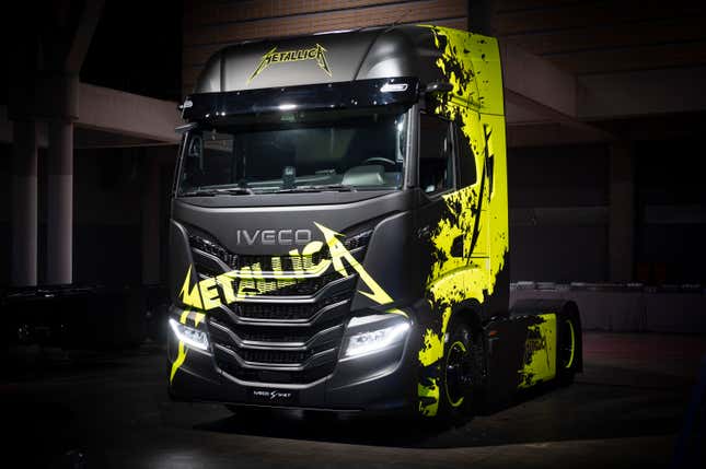 Image for article titled Metallica Will Go On Tour Using Electric And Hydrogen Fuel-Cell Big Rigs