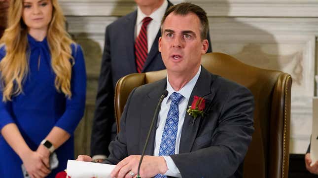 Image for article titled Oklahoma Makes Abortion a Felony, Punishable By Prison