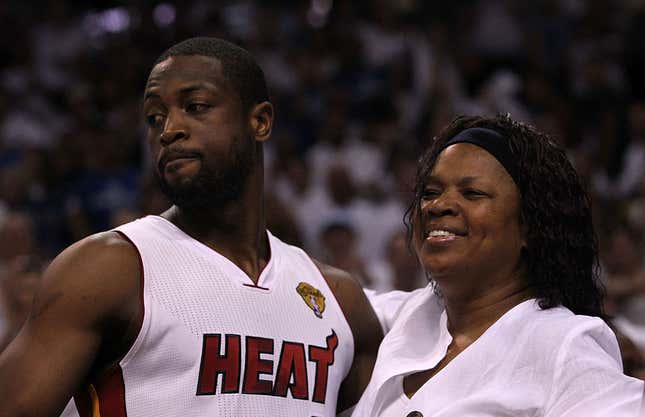 Image for article titled Aside from Bam Adebayo, Here Are Other NBA Stars Who Really Love Their Moms