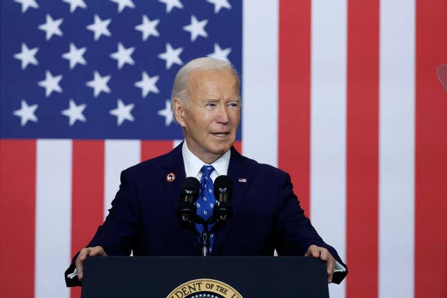 El presidente Joe Biden ha hecho de la lucha contra las llamadas “tarifas basura” una parte central de su agenda a favor del consumidor. 