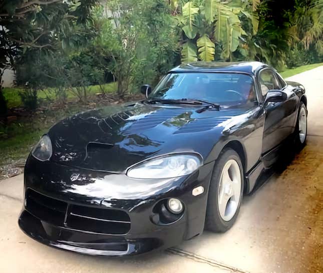 Image for article titled At $26,400, Is This Custom 1995 Dodge Viper RT/10 A Bargain Brute?
