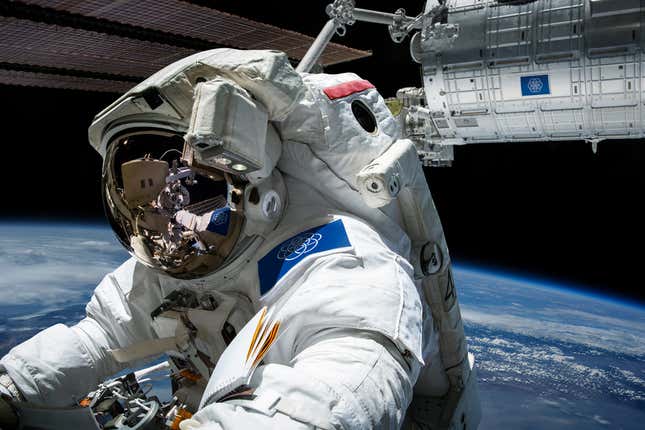 Image for article titled Earth will need a global space flag for when we get to Mars