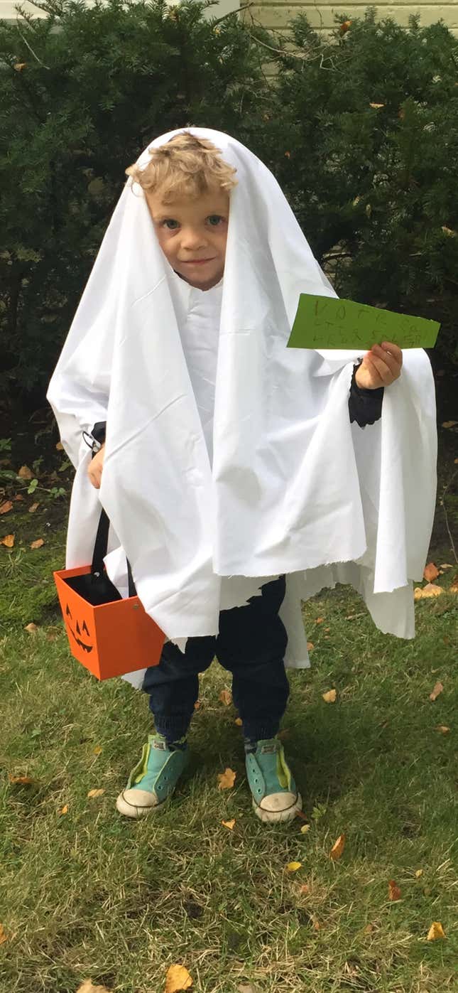 How to make an adorable DIY Halloween costume for your child to look sad in
