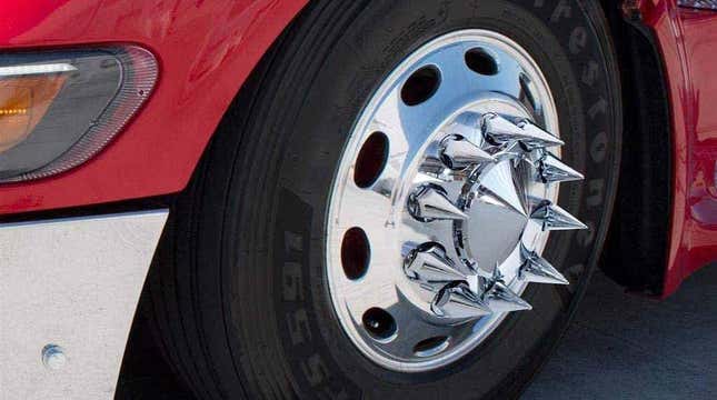 Image for article titled What Those Spikes On Semi-Truck Wheels Actually Do