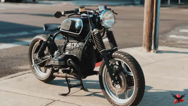 Image for article titled This Retro BMW Airhead Bobber Is A Minimalist City Hopping Dream