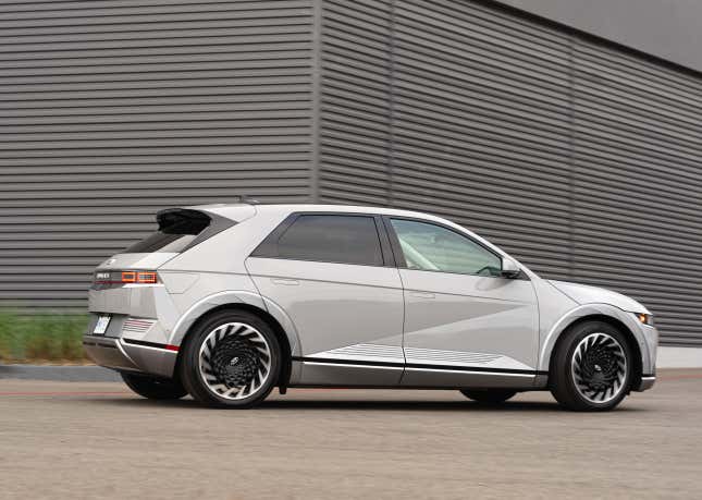 Image for article titled The Hyundai Ioniq 5 Is An All-Electric Car That Might Also Be Good For America