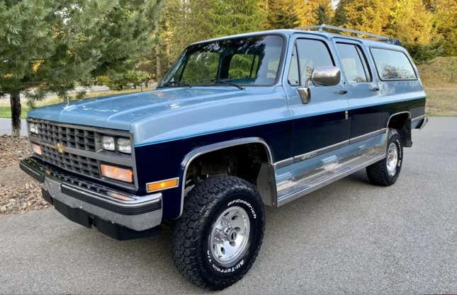 1990 Chevrolet Suburban V1500 Silverado 4×4