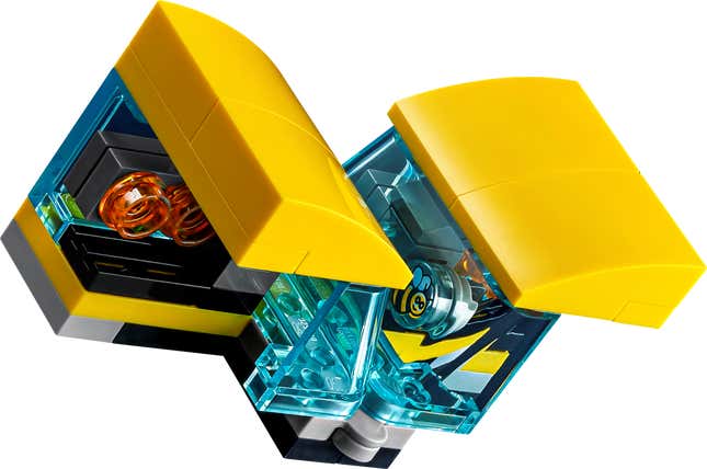 Image for article titled Lego&#39;s Next Transformers Set Brings Bumblebee to the Party