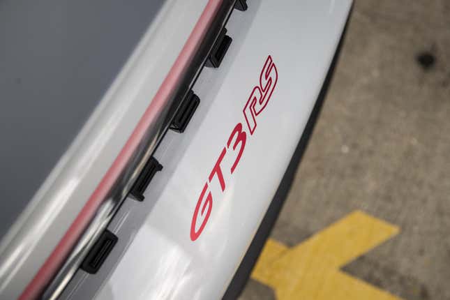 Image for article titled Every Ridiculous High-Tech Feature on the 2023 Porsche 911 GT3 RS