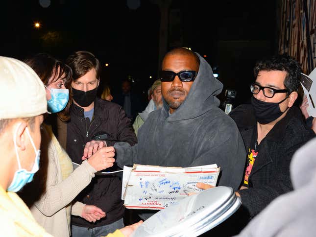 Image for article titled Kanye West Allegedly Punched Fan to the Ground Who Asked For His Autograph