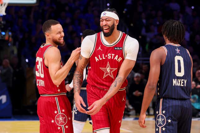 Image for article titled 5 increasingly unhinged solutions to the NBA All-Star Game