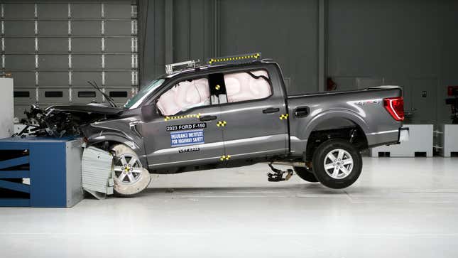 Image for article titled Full-Size Trucks From Ram, Ford And Chevy All Rated &#39;Poor&#39; In IIHS Rear Seat Safety Test [Update]
