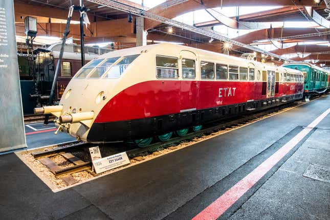 Bugatti Autorail train in a museum