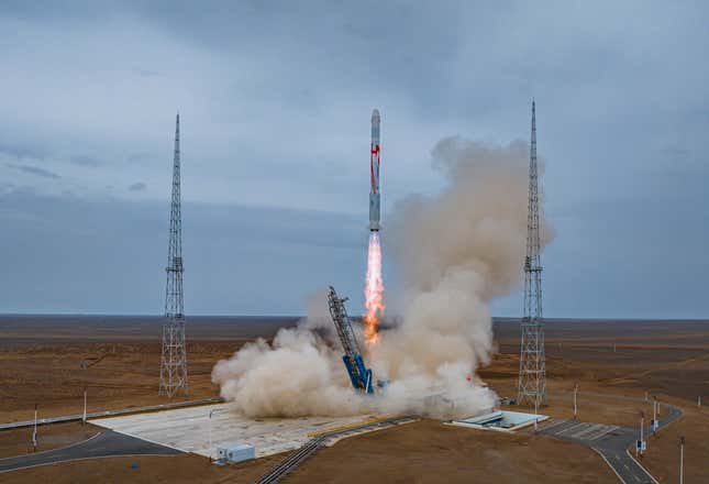 Image for article titled The Best Spaceflight Images From July Will Make Your Head Explode