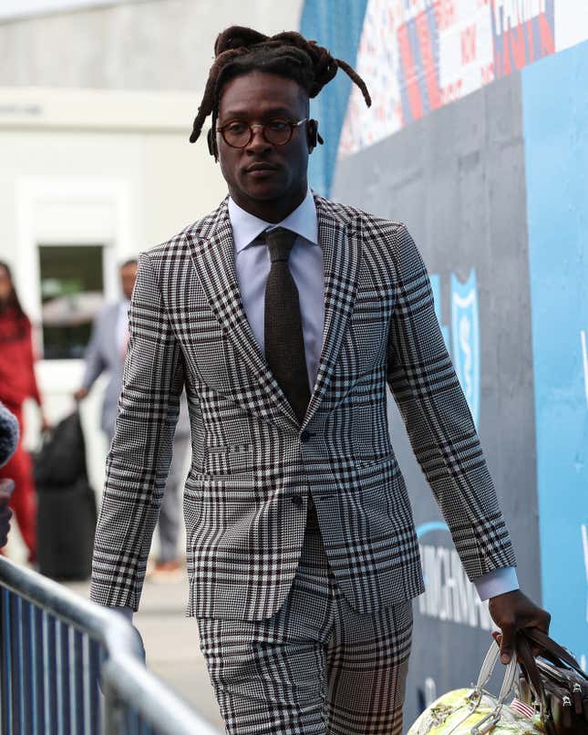 Image for article titled Kansas City Chief&#39;s DeAndre Hopkins Best Fits