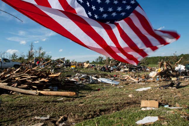Image for article titled As Tornado Rips St. Louis, Defenseless Black Neighborhoods Faced Silence After FEMA Was Nowhere to Be Found