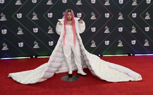 Image for article titled Some Very Nice And Very Confusing Looks From The Latin Grammys