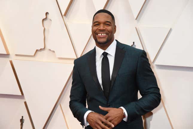 Image for article titled Michael Strahan is Helping Men Step Up Their Grooming Game