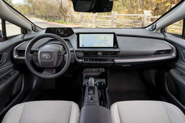 Image for article titled Here Are a Bunch of 2023 Toyota Prius Pictures