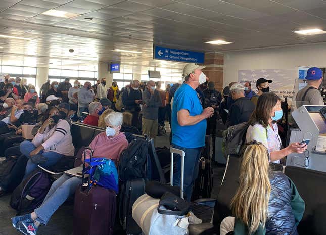 Image for article titled Anger, Sadness And Sleeping With Roaches: The Nightmare Of Getting Stranded At An Airport