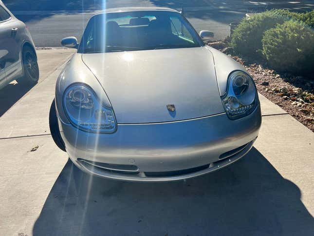 Bild für Artikel mit der Überschrift: Ist dieses Porsche 911 Carrera Cabriolet von 1999 für 19.500 US-Dollar ein Schnäppchen?