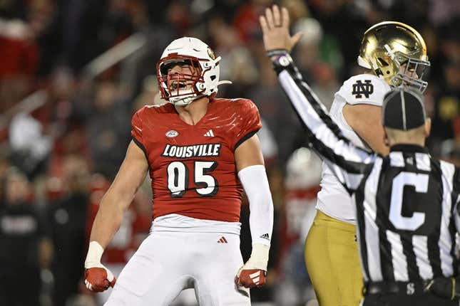 No. 25 Louisville makes statement with 33-20 win over No. 10 Notre Dame 