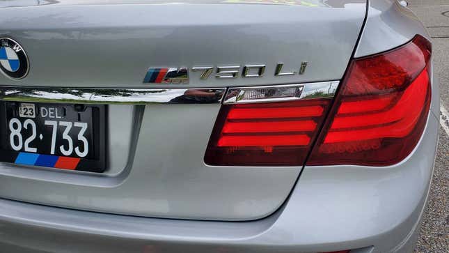 Bild für den Artikel mit dem Titel: Ist dieser BMW 750Li xDrive 2014 für 18.500 US-Dollar ein Schnäppchen voller Technik?