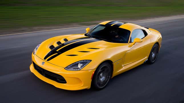 Ein Foto eines gelben Dodge Viper-Sportwagens. 