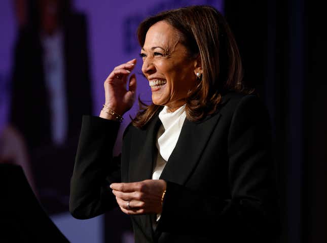 Image for article titled 5 Biggest Takeaways from Kamala Harris' First Major Post-White House Speech