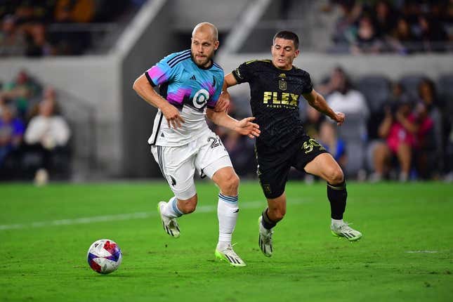 Photo Gallery: Minnesota United FC vs Los Angeles Football Club