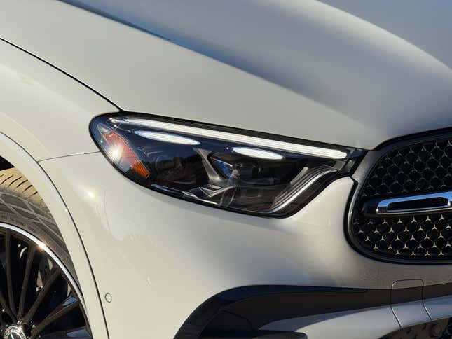 Headlight of a grey 2025 Mercedes-Benz GLC350e