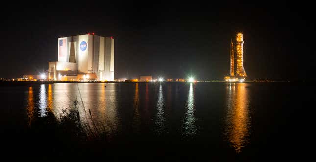 Image for article titled We Can All Now Nervously Watch as Nicole Approaches the Artemis 1