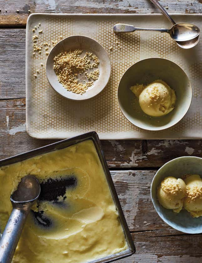 no-churn fresh lemon ice cream