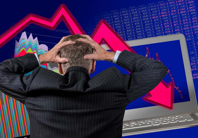 Image for article titled The Dow closes 1,000 points lower as the global market downturn worsens