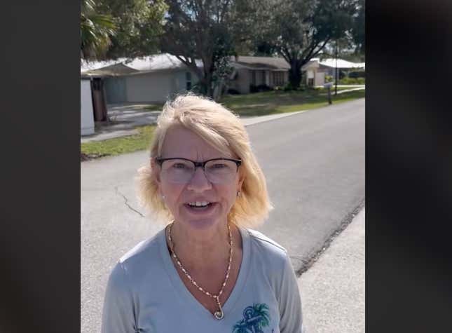 Image for article titled WATCH: &#39;Karen&#39; Calls Amazon Driver the N-Word, But That&#39;s Not All...