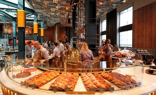 Image for article titled Inside Starbucks’s supersized homage to its Italian roots