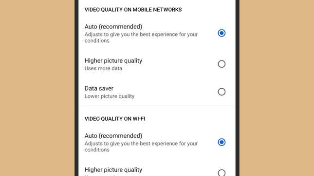 You can choose video quality on cellular and wifi networks.