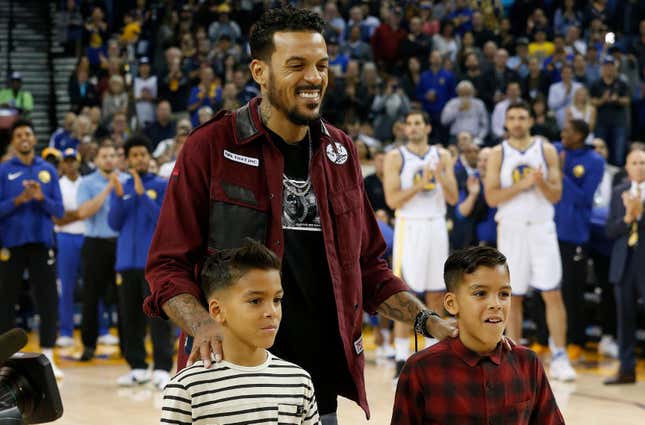 Matt Barnes and his two sons in 2017