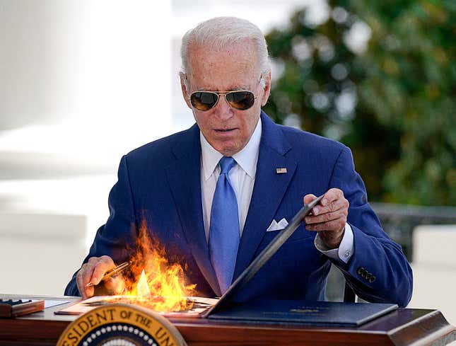 Image for article titled Landmark Climate Bill Incinerated By Historic Heatwave Before Biden Can Sign It