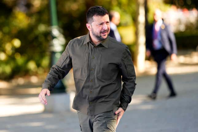 Ukraine&#39;s President Volodymyr Zelenskyy arrives at the Europe Summit in Granada, Spain, Thursday, Oct. 5, 2023. Some 50 European leaders are gathering in southern Spain&#39;s Granada on Thursday to stress that they stand by Ukraine, at a time when Western resolve appears somewhat weakened. Ukrainian President Volodymyr Zelenskyy will be there to hear it. (AP Photo/Manu Fernandez)