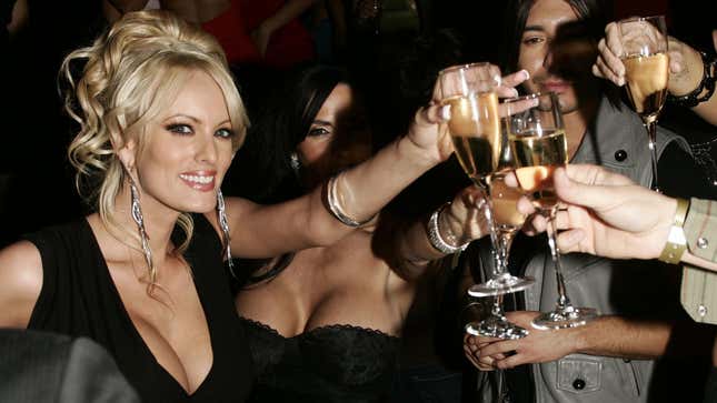 Image for article titled Stormy Daniels Enjoyed a 32,400% Increase in Pornhub Searches During Trump’s Arrest
