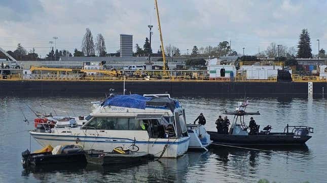 Boat thieves caught.