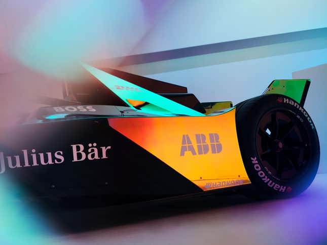 Image for article titled Formula E's Gen 3 Racer Is A 200 MPH Triangle